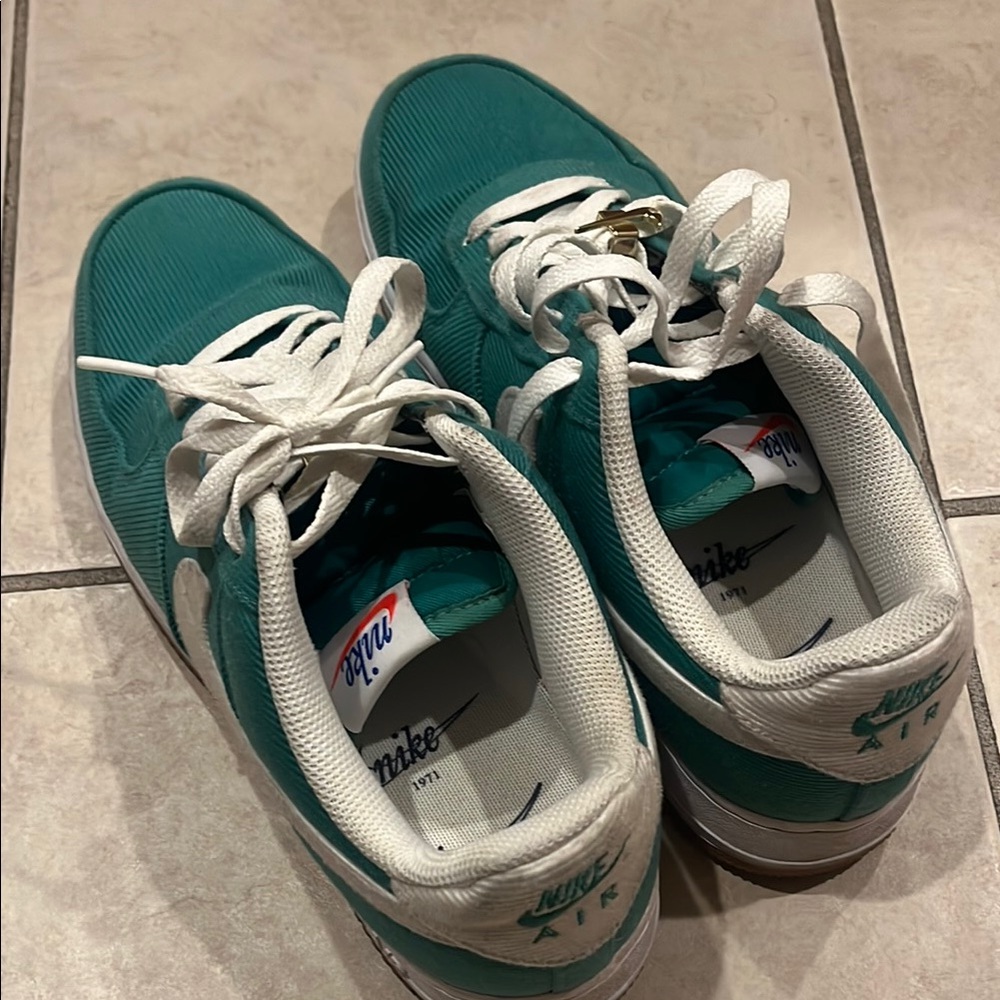 Nike Air Custom Corduroy Green